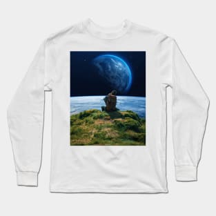 THE BACKPACKER. Long Sleeve T-Shirt